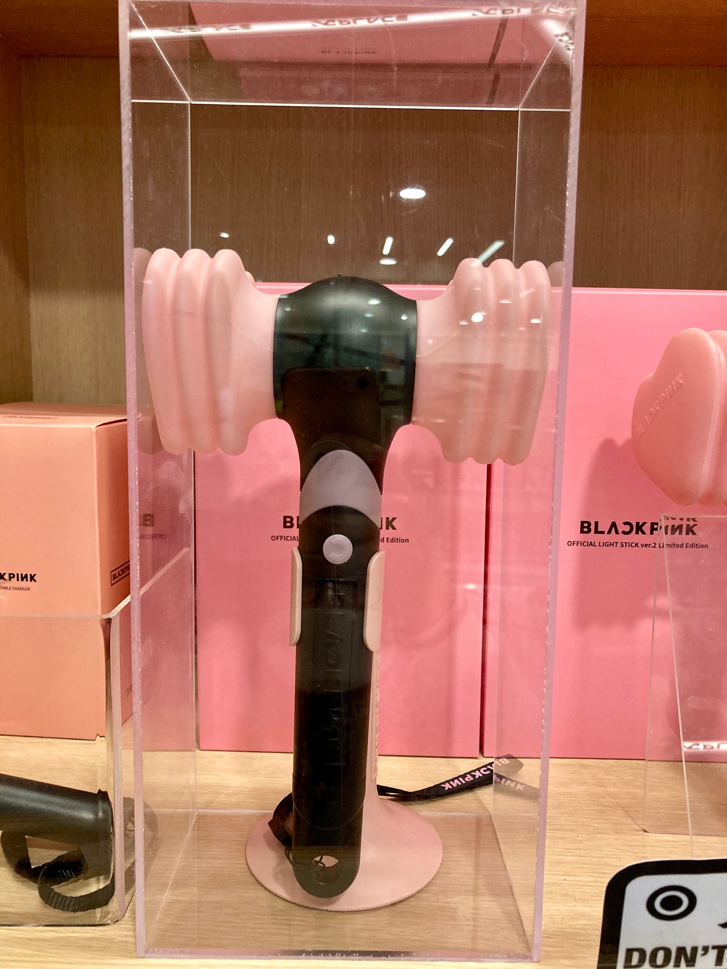 BLACKPINK - OFFICIAL LIGHT STICK VER.2 LIMITED EDITION